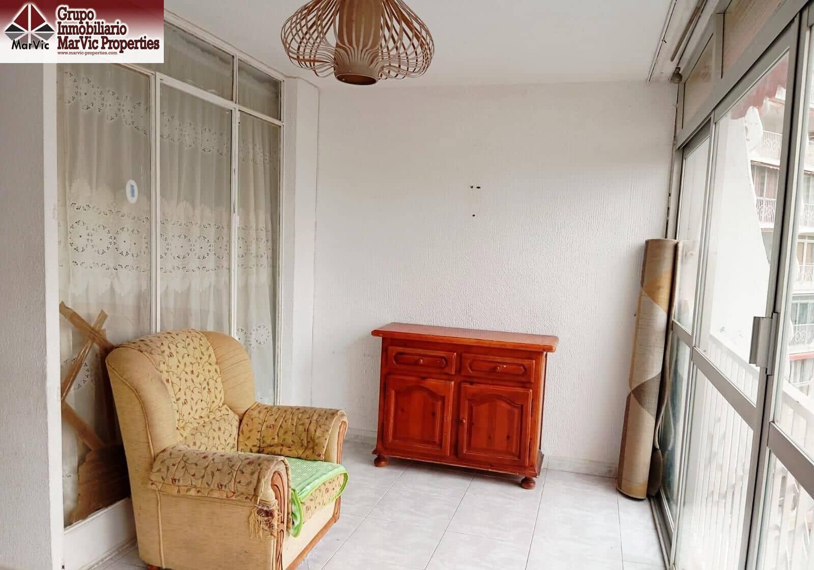 2 quarto Apartamento para venda em Benidorm com piscina - 159 000 € (Ref: 9656146)