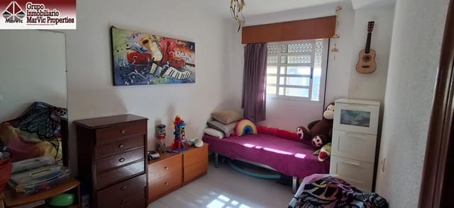 1 slaapkamer Appartement te koop in Benidorm met zwembad - € 210.000 (Ref: 9666541)