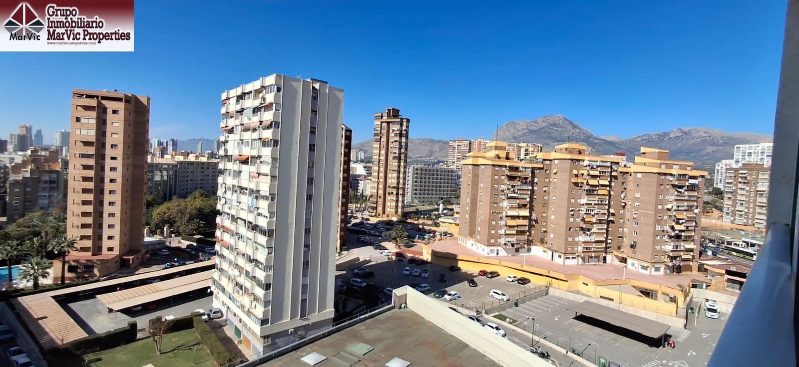 1 slaapkamer Appartement te koop in Benidorm met zwembad - € 210.000 (Ref: 9666541)
