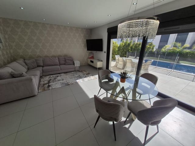 3 quarto Moradia para venda em Ciudad Quesada, Rojales com piscina - 459 000 € (Ref: 9670725)