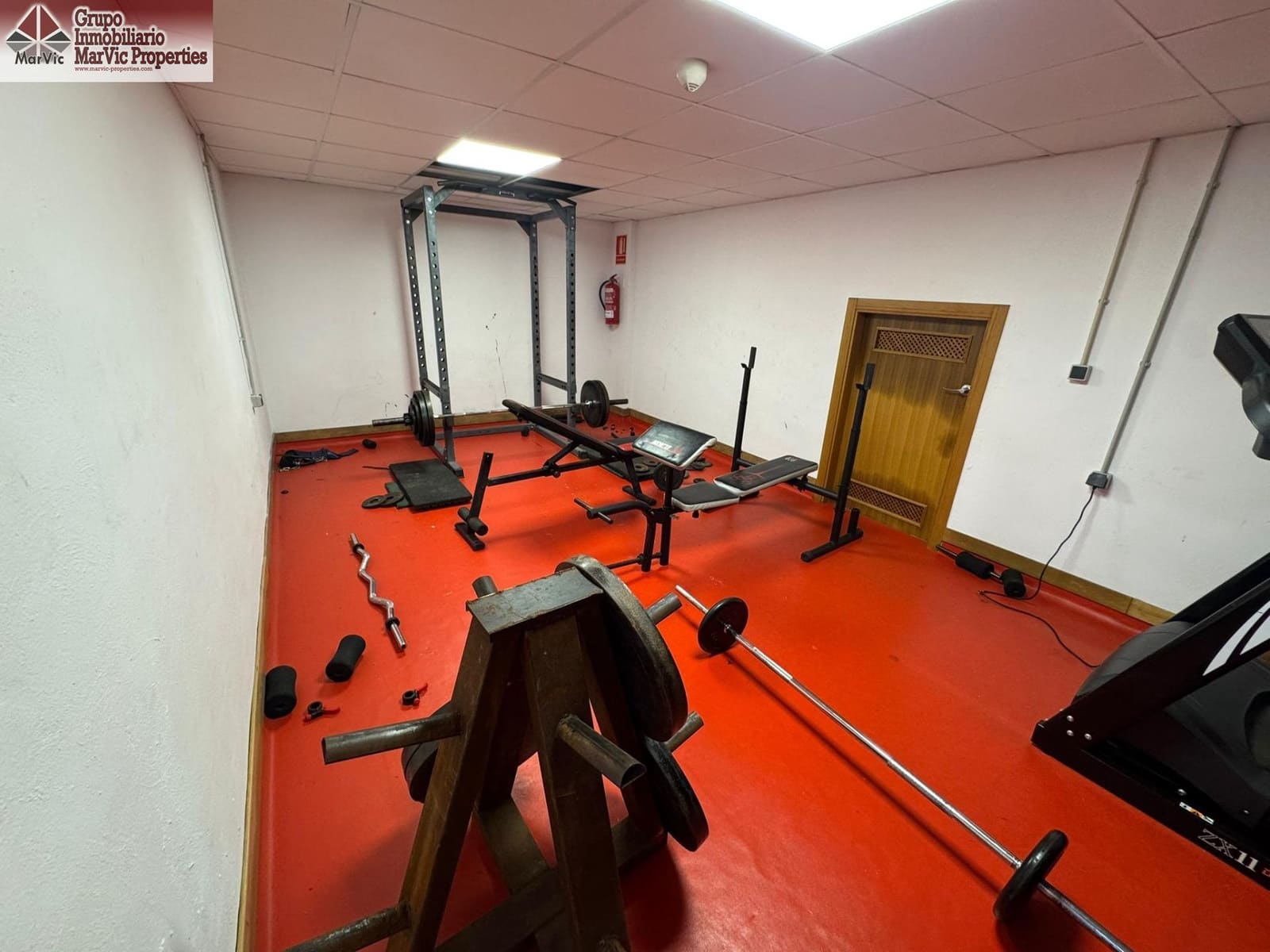 1 Zimmer Apartment zu vermieten in Benidorm mit Pool - 850 € (Ref: 9686484)