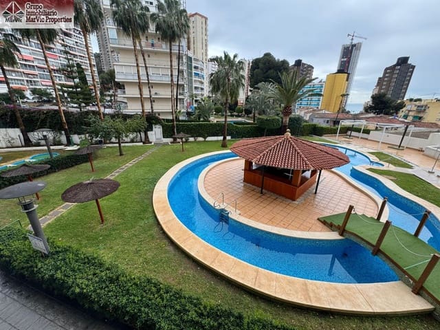 1 Zimmer Apartment zu vermieten in Benidorm mit Pool - 850 € (Ref: 9686484)
