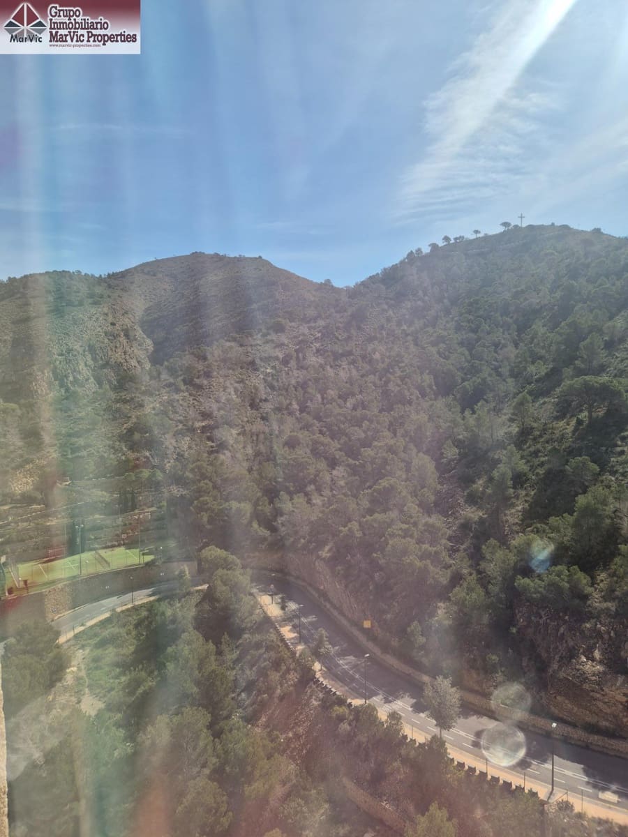 3 soveværelse Lejlighed til salg i Benidorm med swimmingpool garage - € 240.000 (Ref: 9690654)