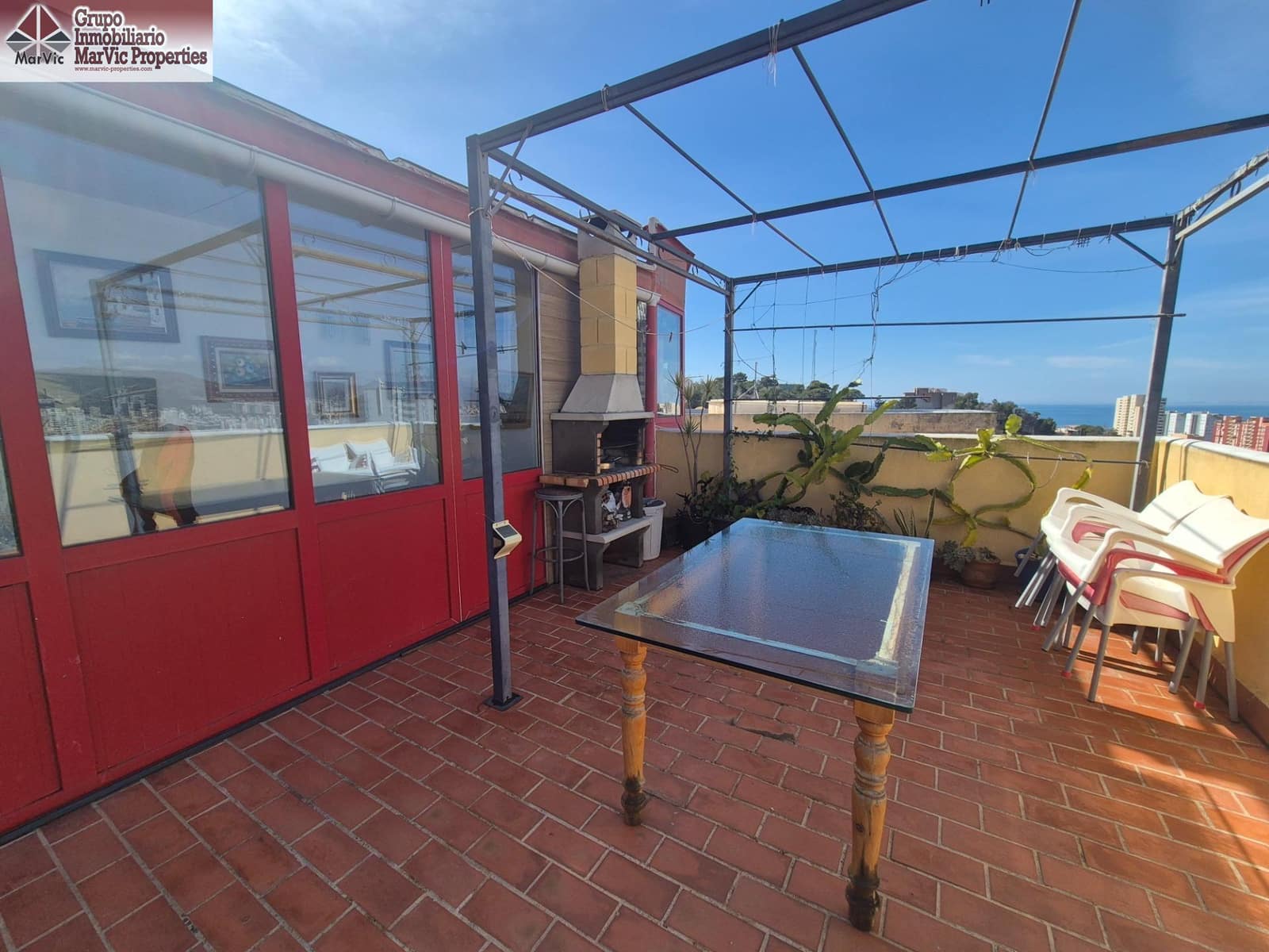 3 soveværelse Lejlighed til salg i Benidorm med swimmingpool garage - € 240.000 (Ref: 9690654)