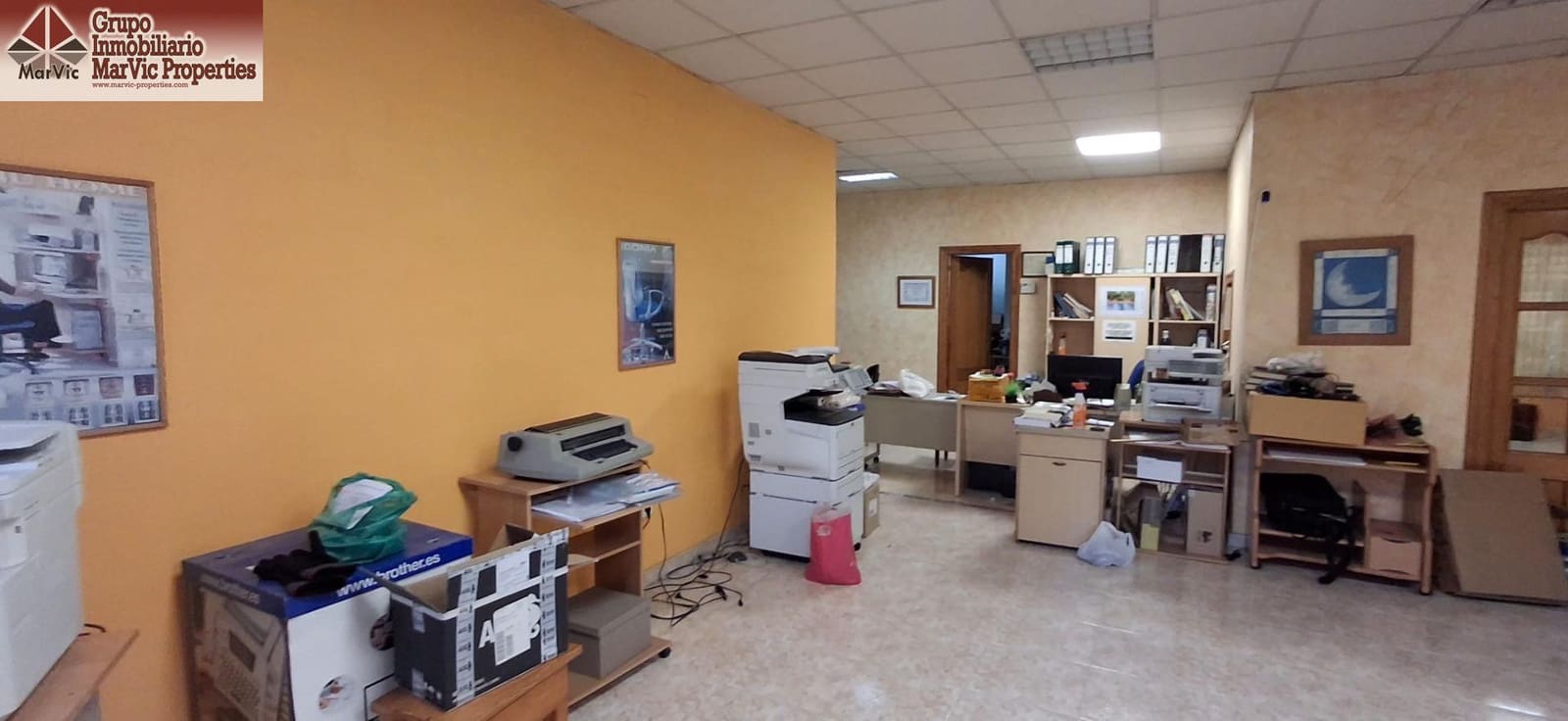 Commercial for rent in Benidorm - € 1,500 (Ref: 9695383)