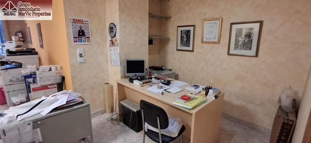 Local Comercial en Poniente, Benidorm en alquiler - 1.500 € (Ref: 9695383)