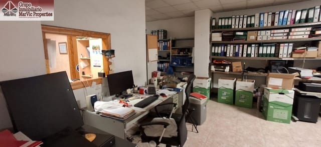 Local Comercial en Poniente, Benidorm en alquiler - 1.500 € (Ref: 9695383)