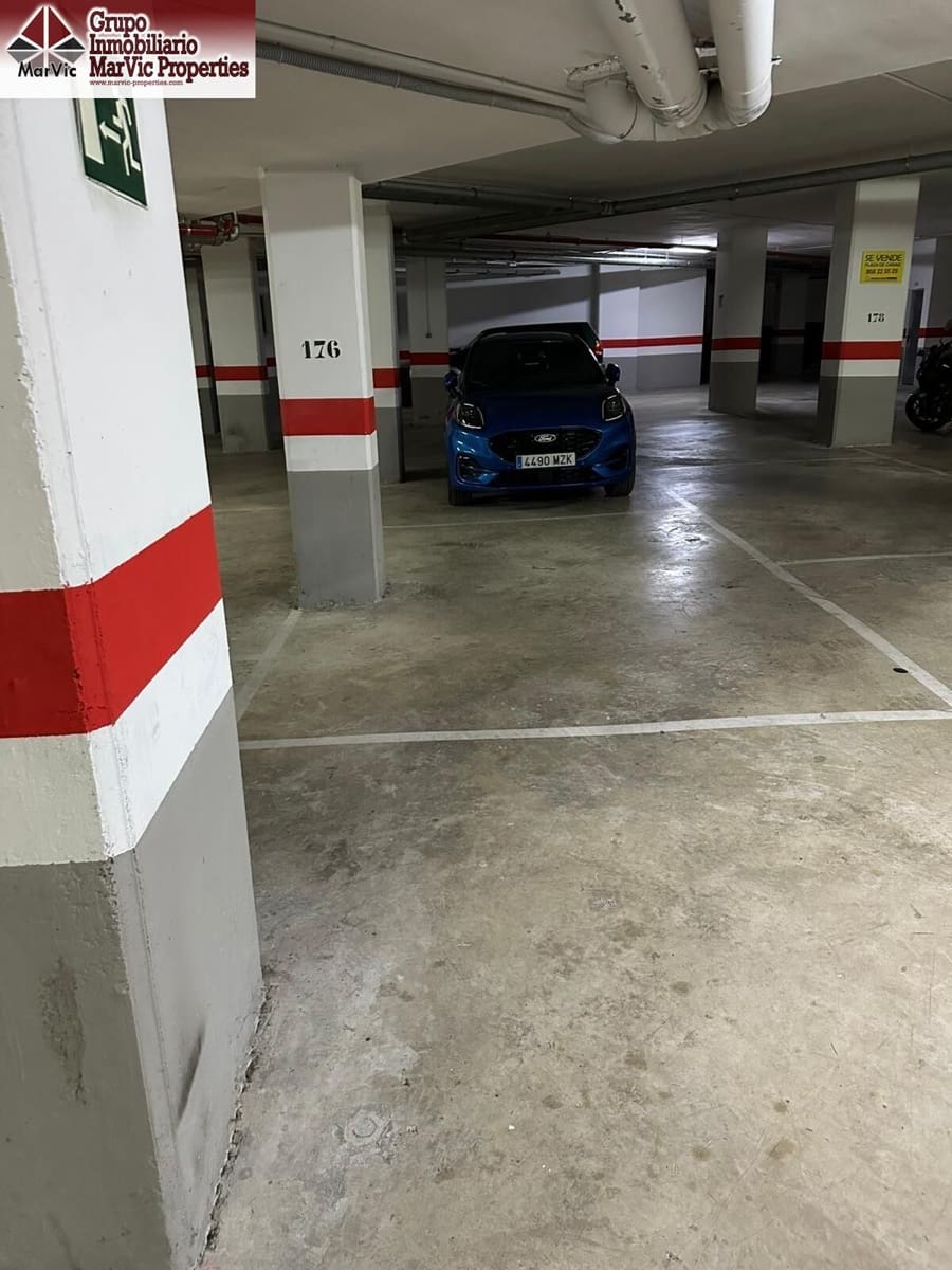 Garage for sale in La Villajoyosa / Vila Joiosa - € 16,000 (Ref: 9695384)