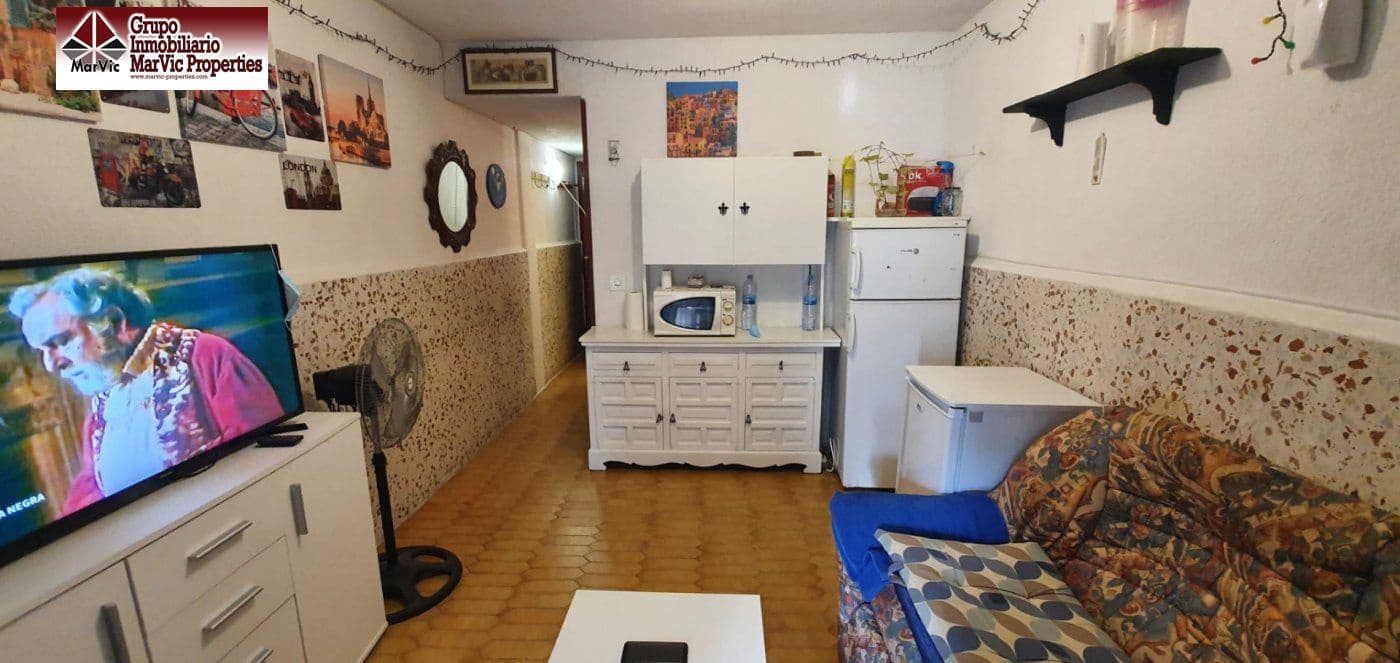 Studio til salg i Benidorm med swimmingpool - € 88.000 (Ref: 9695385)