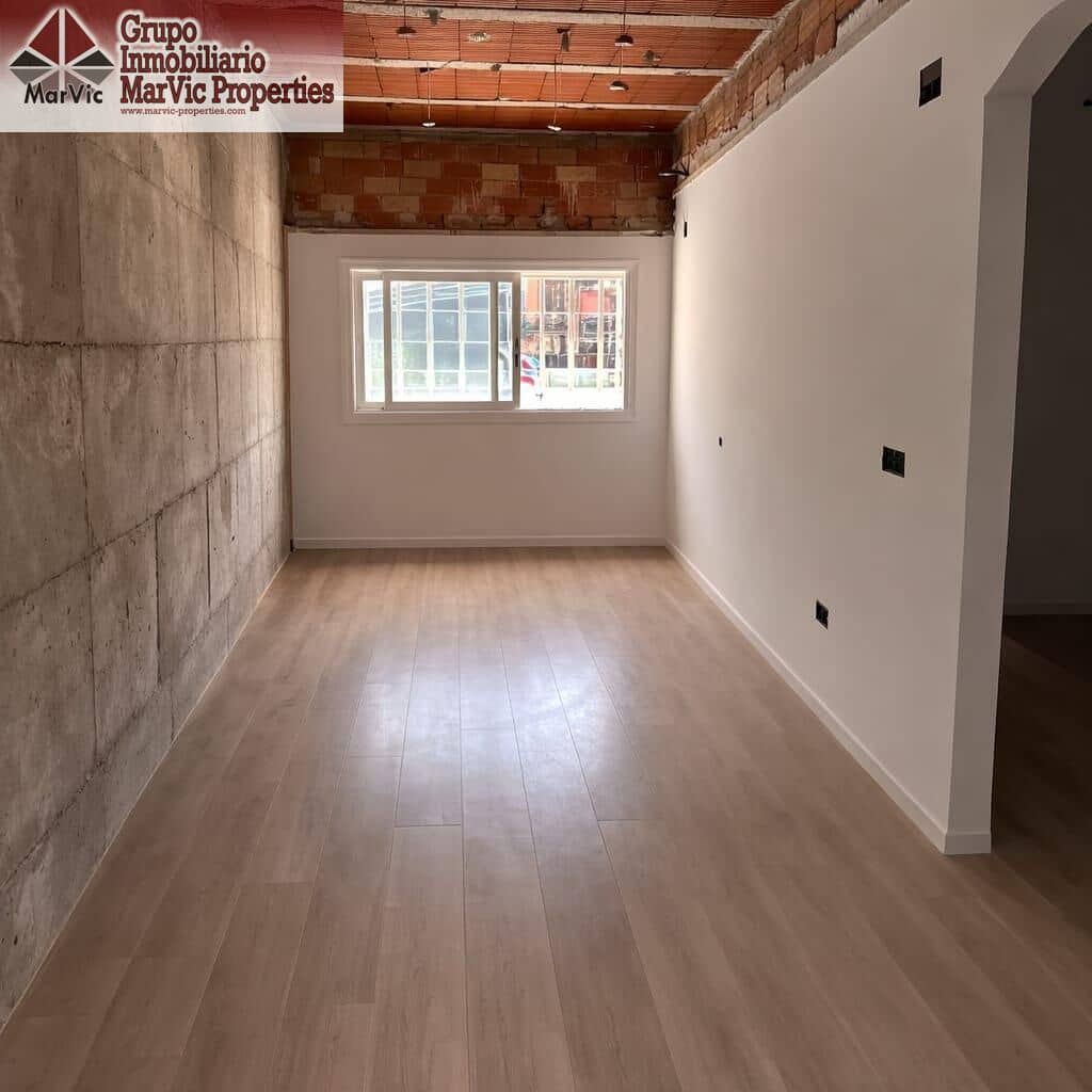 1 soveværelse Studio til salg i Benidorm med swimmingpool - € 95.000 (Ref: 9711998)