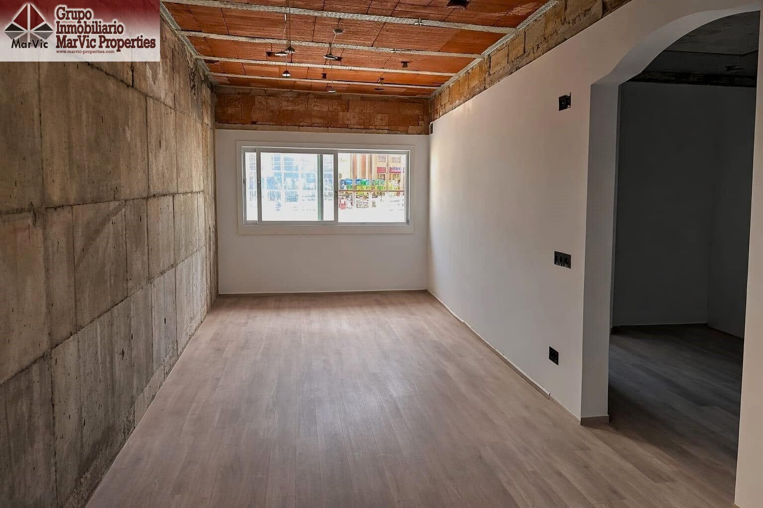 1 soveværelse Studio til salg i Benidorm med swimmingpool - € 95.000 (Ref: 9711998)