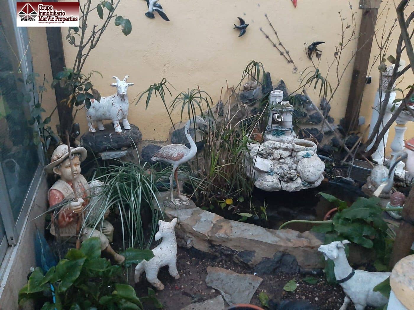 6 bedroom Villa for sale in La Nucia with pool garage - € 336,000 (Ref: 9711999)