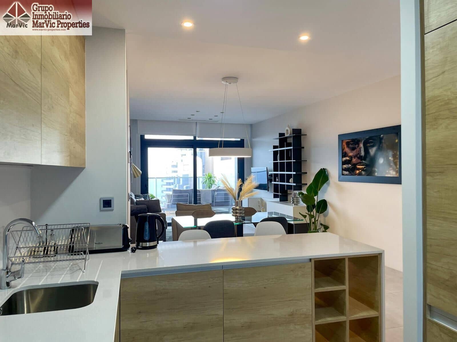 2 sovrum Lägenhet till salu i Benidorm med pool - 599 000 € (Ref: 9714964)