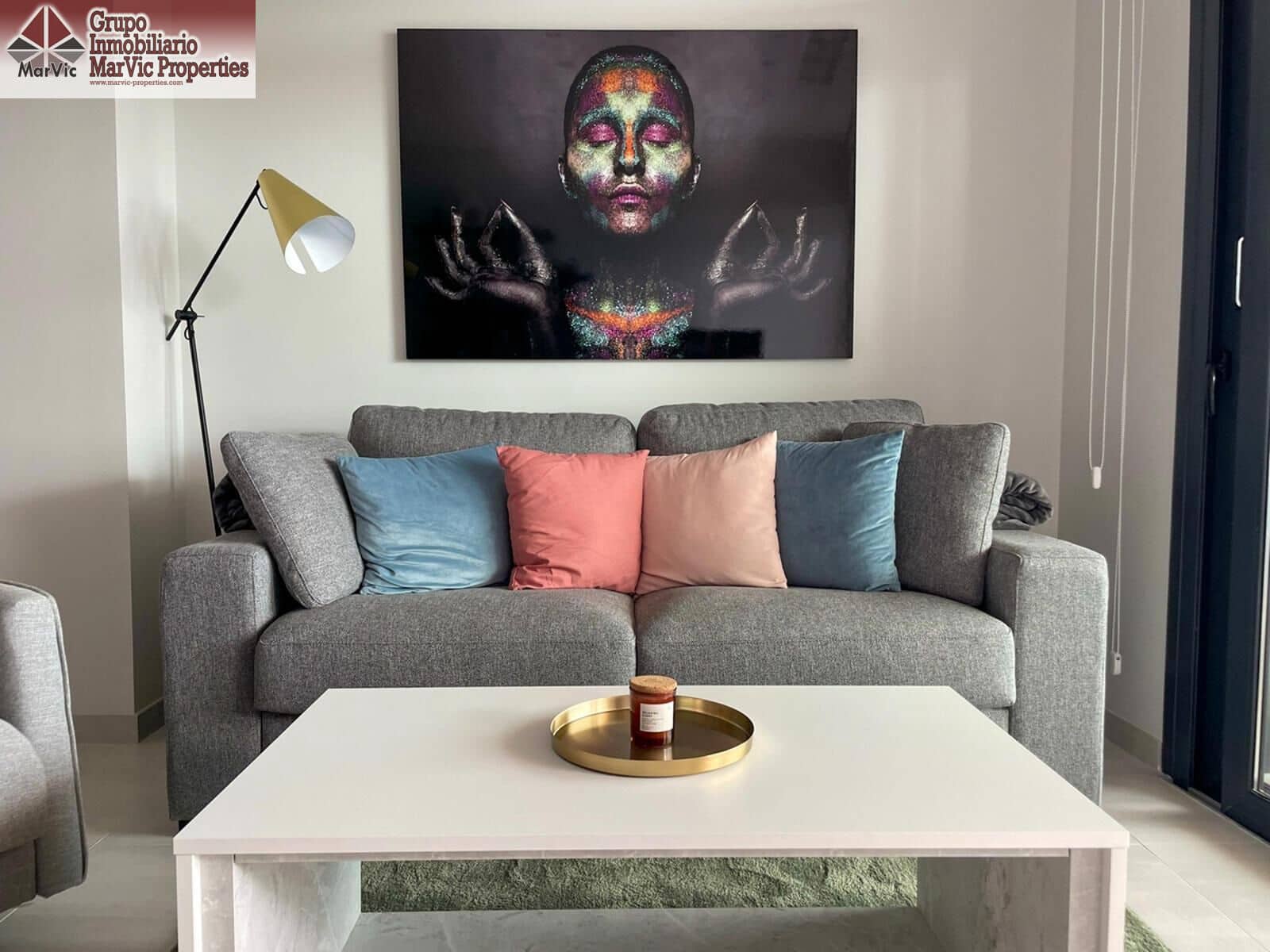 2 sovrum Lägenhet till salu i Benidorm med pool - 599 000 € (Ref: 9714964)