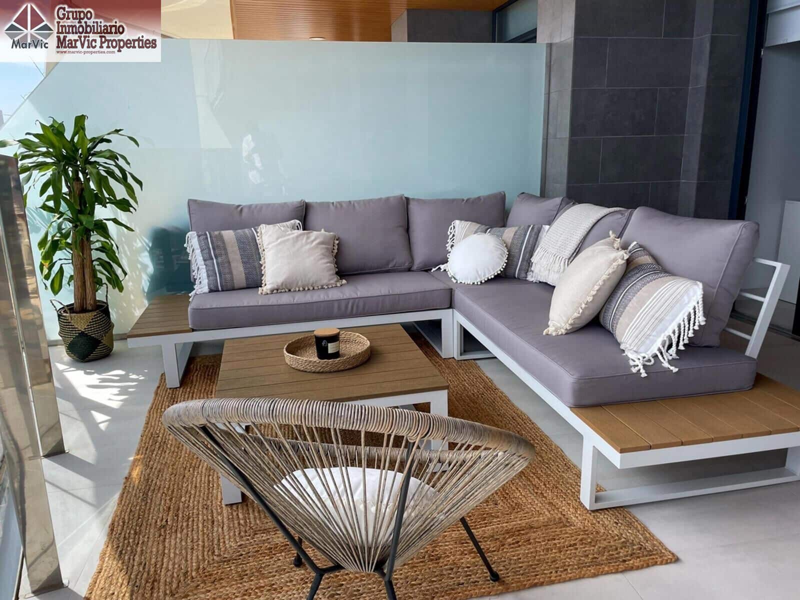 2 sovrum Lägenhet till salu i Benidorm med pool - 599 000 € (Ref: 9714964)