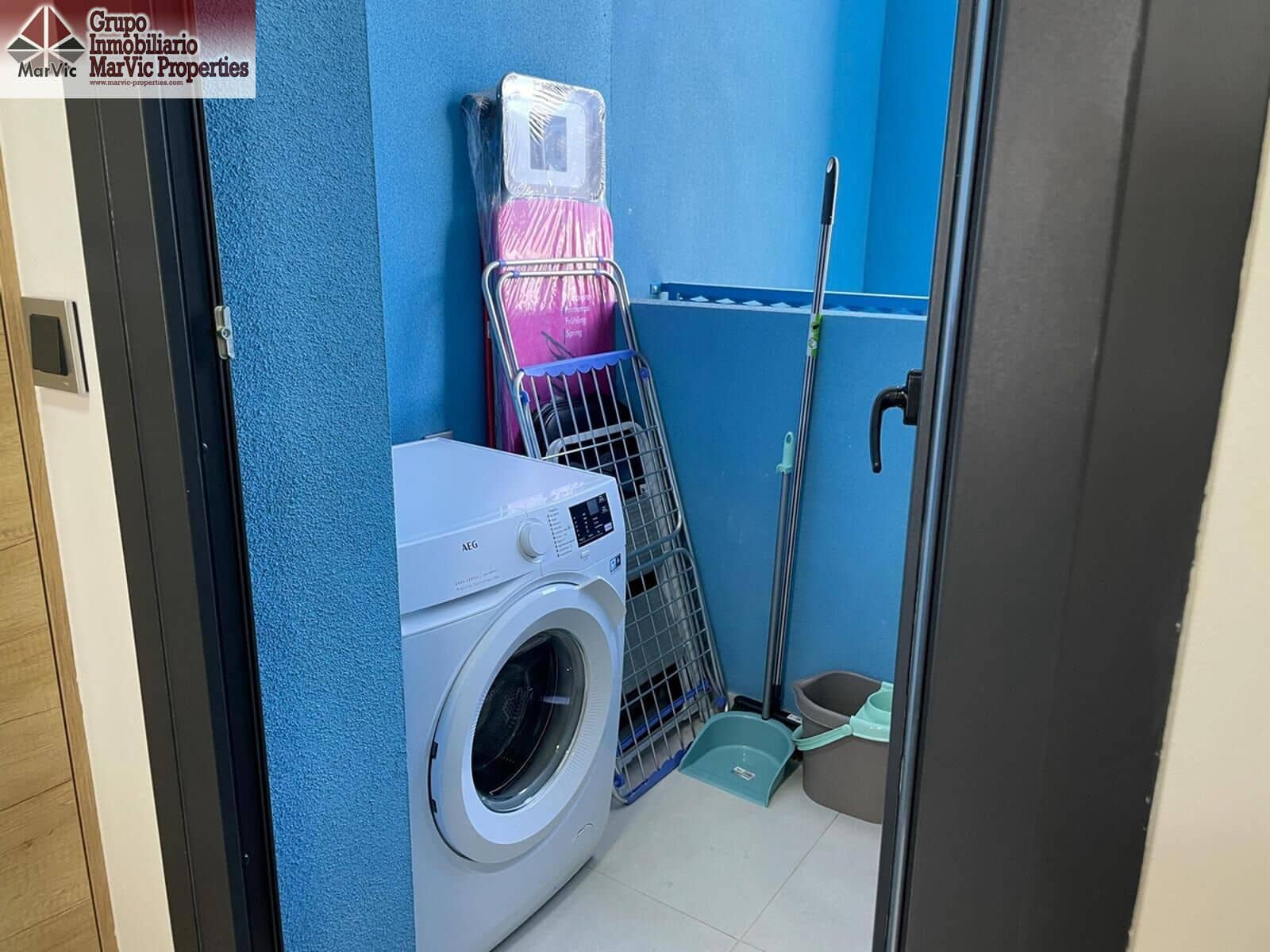 2 sovrum Lägenhet till salu i Benidorm med pool - 599 000 € (Ref: 9714964)