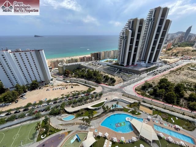 2 sovrum Lägenhet till salu i Playa Poniente, Benidorm med pool - 599 000 € (Ref: 9714964)
