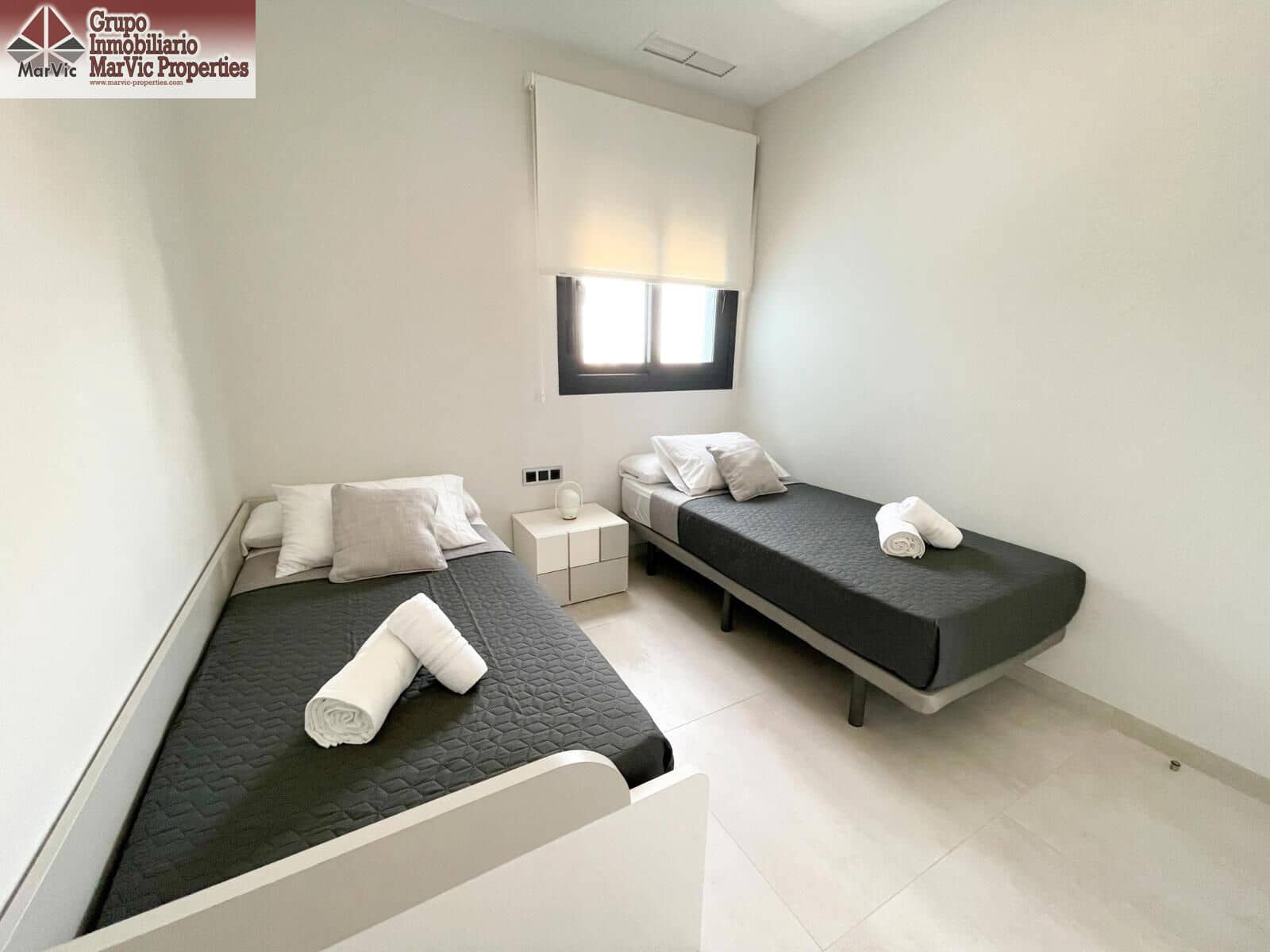 3 sypialnia Mieszkanie na sprzedaż w Benidorm z basenem - 699 000 € (Ref: 9714965)