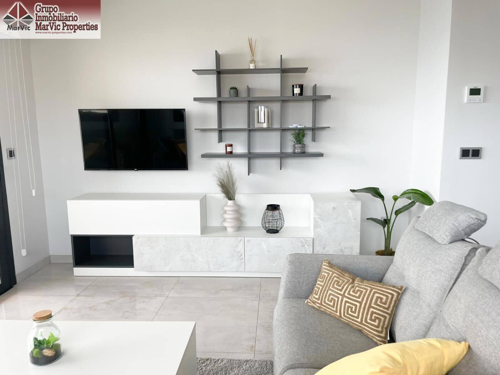 3 sypialnia Mieszkanie na sprzedaż w Benidorm z basenem - 699 000 € (Ref: 9714965)