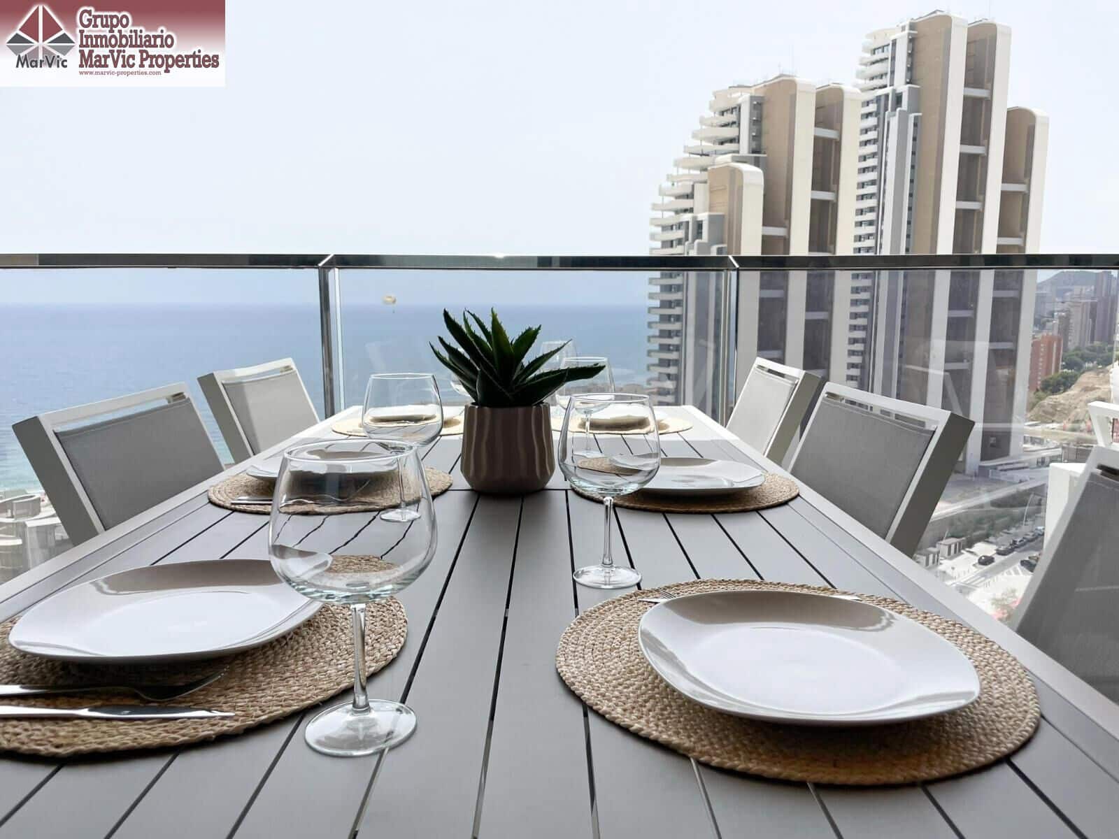 3 sypialnia Mieszkanie na sprzedaż w Benidorm z basenem - 699 000 € (Ref: 9714965)