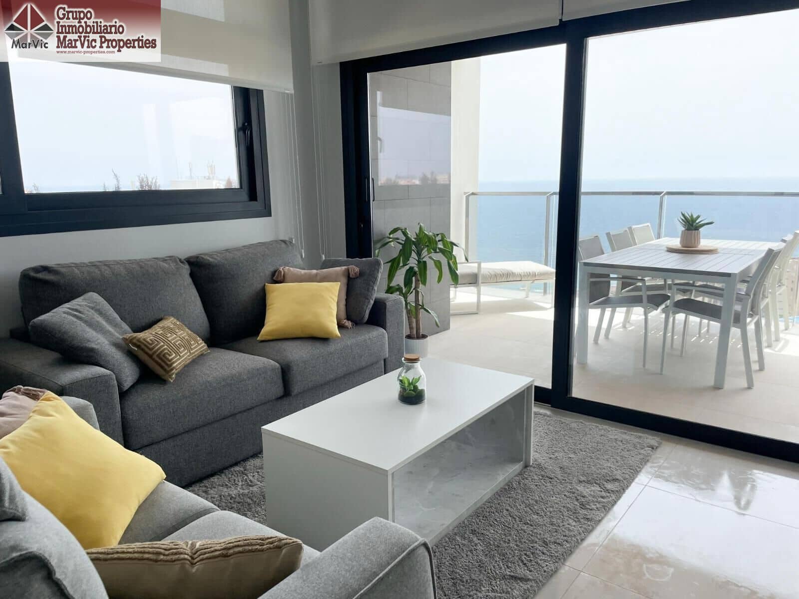 3 sypialnia Mieszkanie na sprzedaż w Benidorm z basenem - 699 000 € (Ref: 9714965)