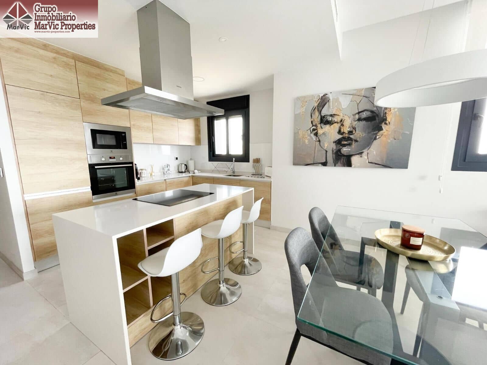 3 sypialnia Mieszkanie na sprzedaż w Benidorm z basenem - 699 000 € (Ref: 9714965)