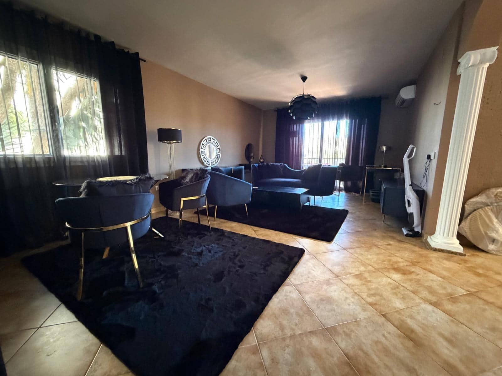 7 makuuhuone Paritalo myytävänä paikassa La Nucia mukana 
autotalli - 480 000 € (Ref: 9714966)