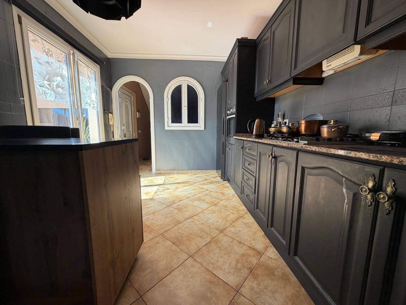 7 makuuhuone Paritalo myytävänä paikassa La Nucia mukana 
autotalli - 480 000 € (Ref: 9714966)