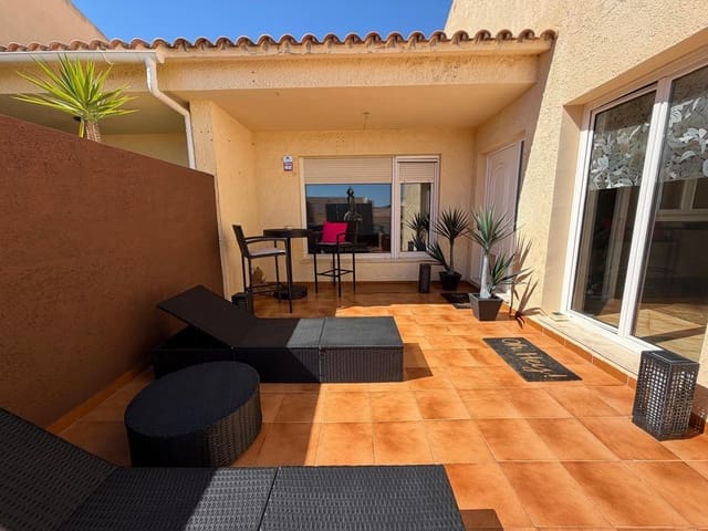 7 soverom Kjedet enebolig til salgs i La Nucia med garasje - € 480 000 (Ref: 9714966)