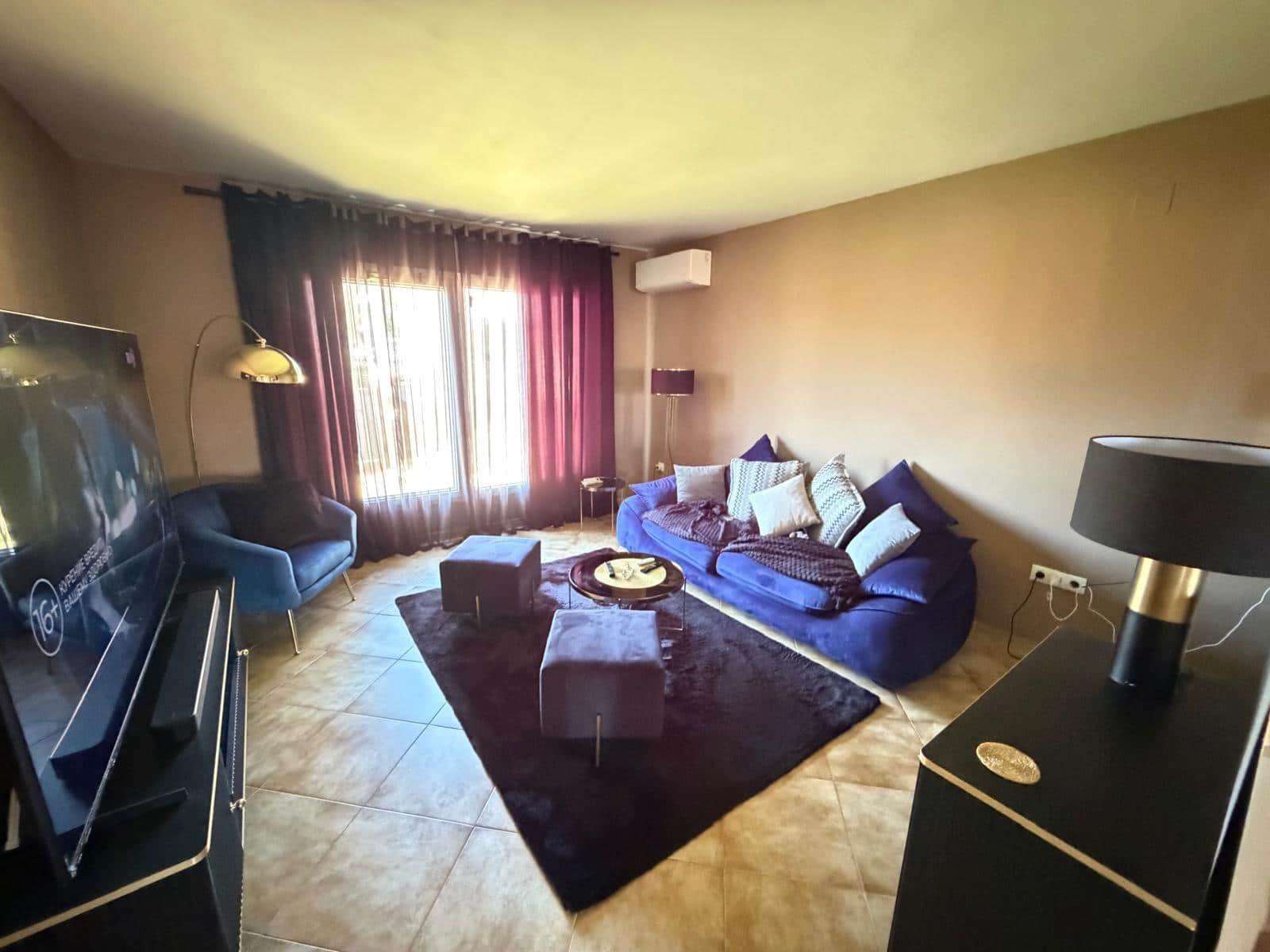 7 bedroom Semi-detached Villa for sale in La Nucia with garage - € 480,000 (Ref: 9714966)