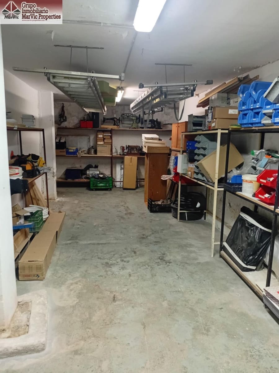 Commercial for sale in Benidorm - € 230,000 (Ref: 9721731)