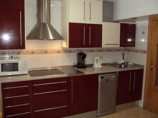 3 sovrum Lägenhet till salu i Benidorm med pool - 480 000 € (Ref: 9721733)