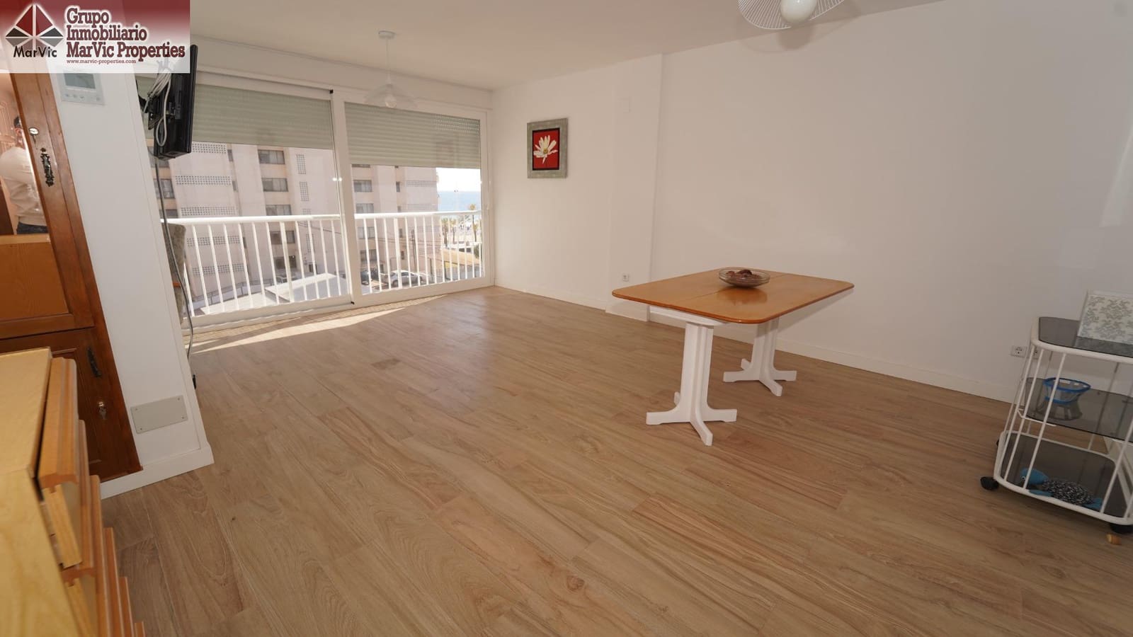 Piso de 3 habitaciones en Benidorm en alquiler - 1.800 € (Ref: 9738593)