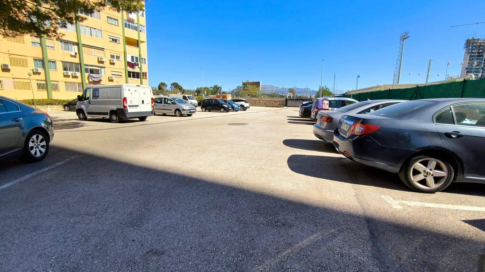 Piso de 3 habitaciones en Benidorm en venta con piscina - 278.000 € (Ref: 9741764)