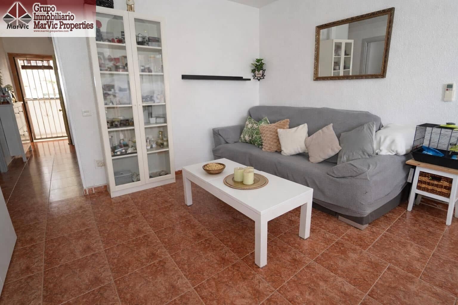 Piso de 2 habitaciones en Benidorm en venta con piscina - 189.000 € (Ref: 9773096)