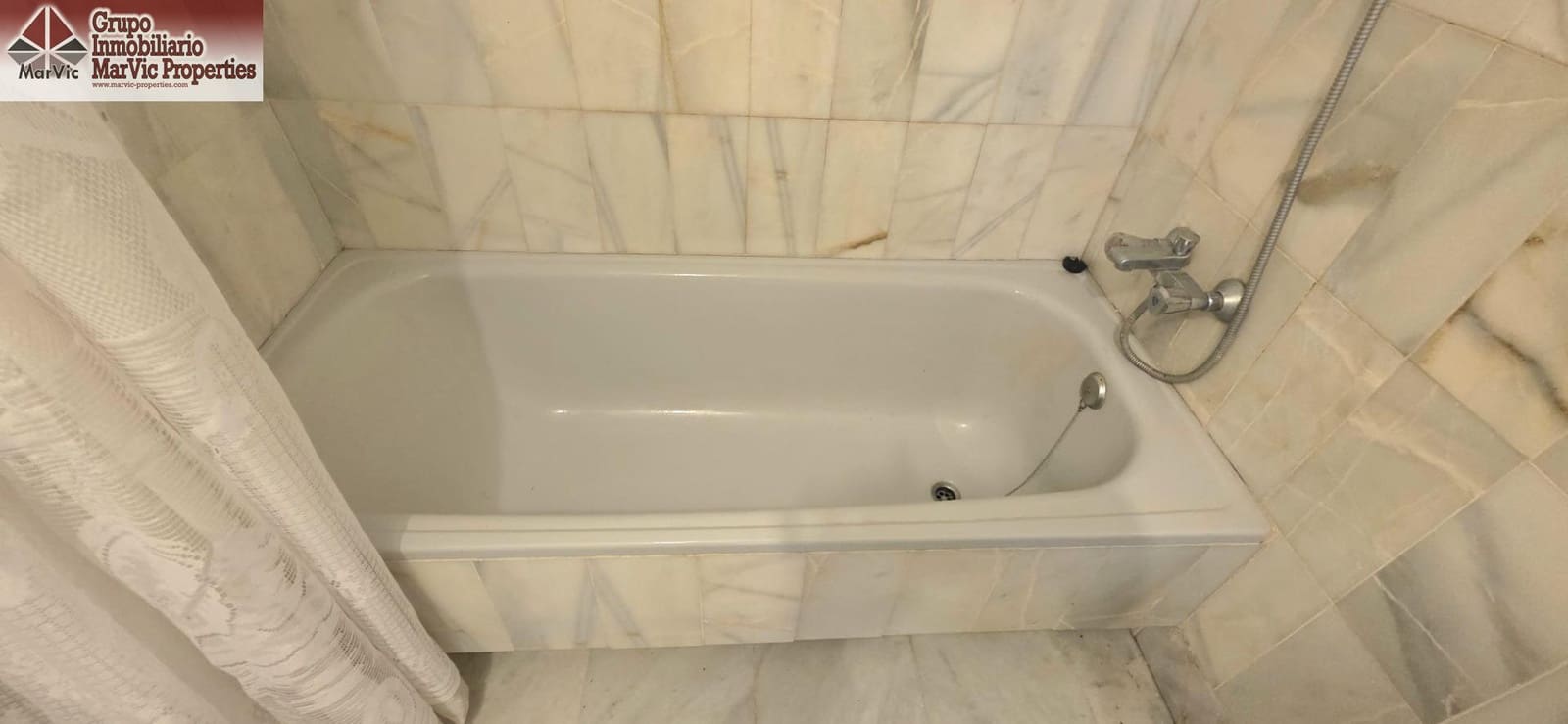 2 chambre Appartement à vendre à Benidorm avec piscine - 225 000 € (Ref: 9780593)