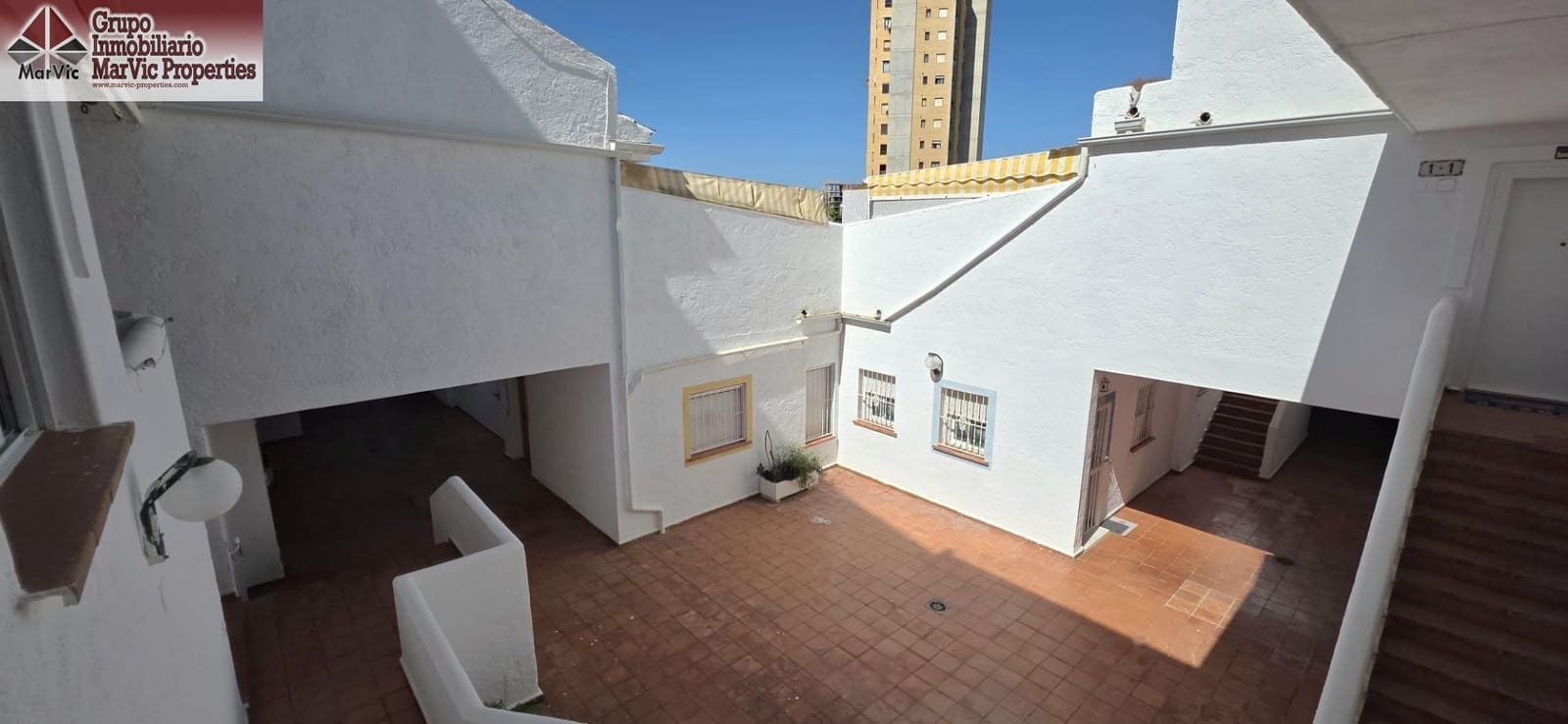 2 chambre Appartement à vendre à Benidorm avec piscine - 225 000 € (Ref: 9780593)