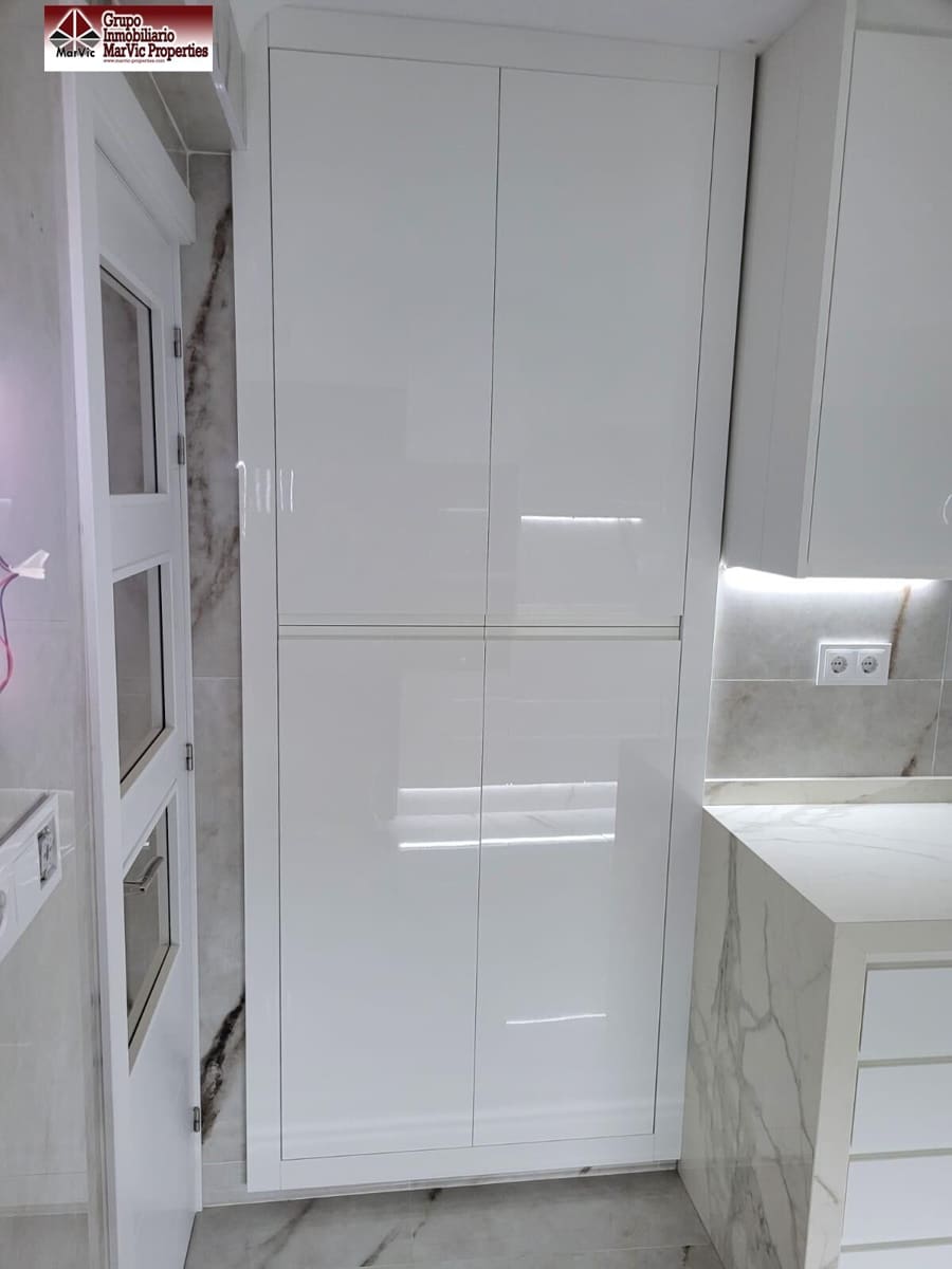 6 quarto Moradia para venda em La Nucia com piscina - 630 000 € (Ref: 9783024)