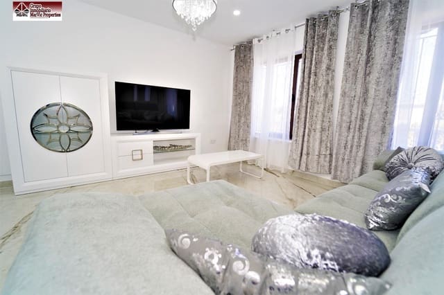 6 quarto Moradia para venda em La Nucia com piscina - 630 000 € (Ref: 9783024)