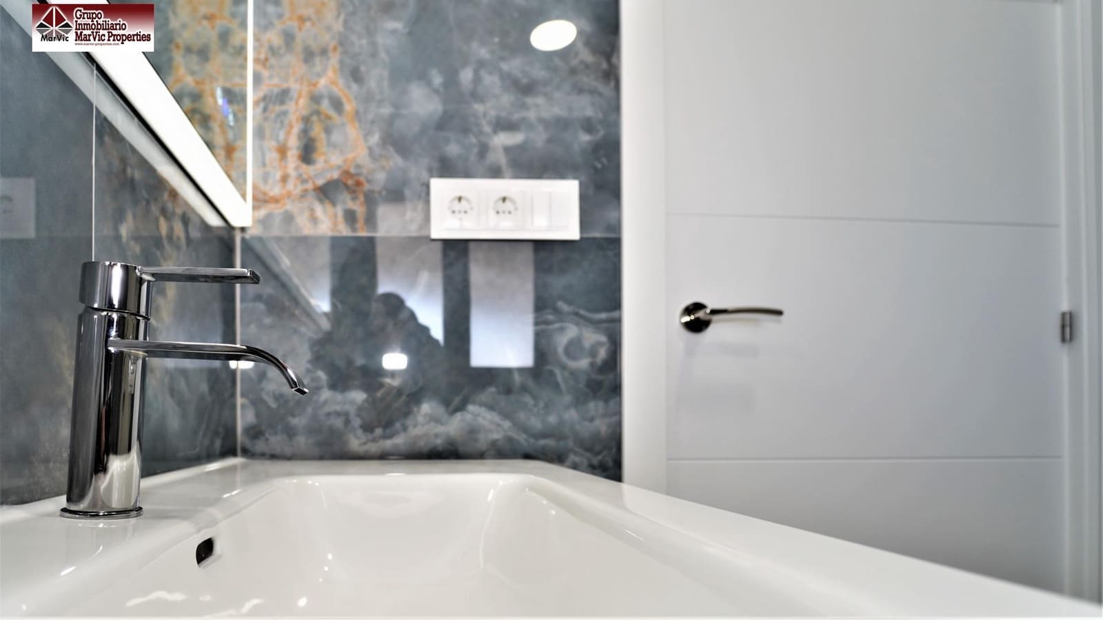 6 quarto Moradia para venda em La Nucia com piscina - 630 000 € (Ref: 9783024)