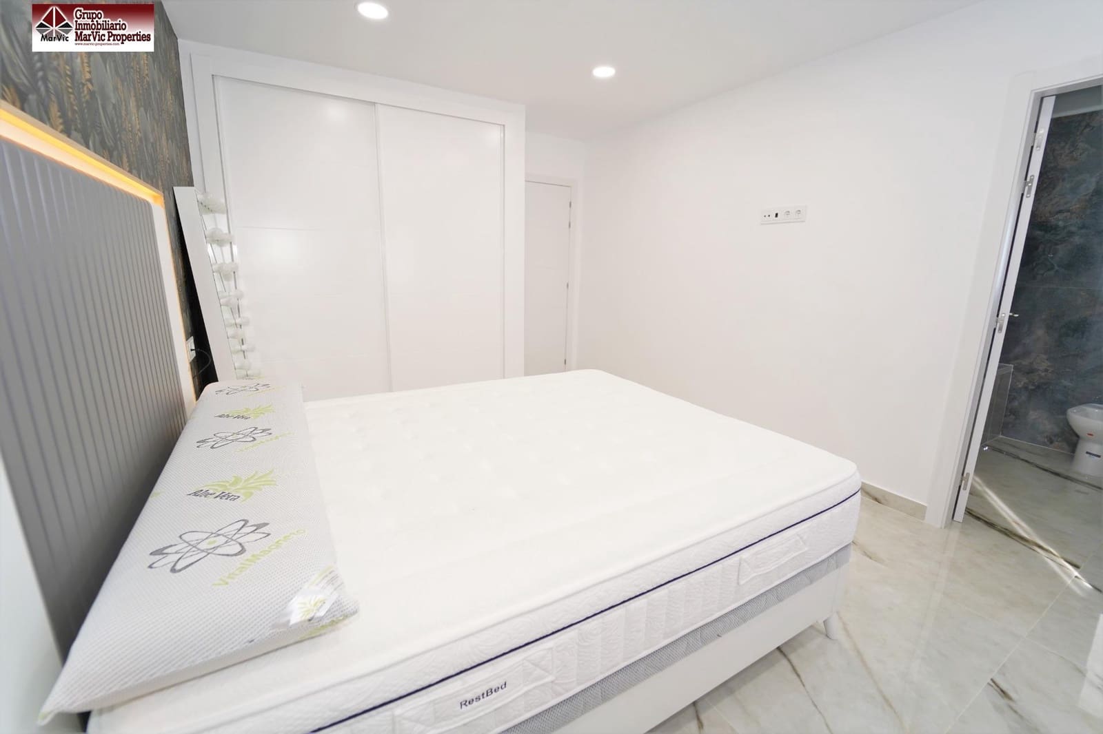 6 quarto Moradia para venda em La Nucia com piscina - 630 000 € (Ref: 9783024)