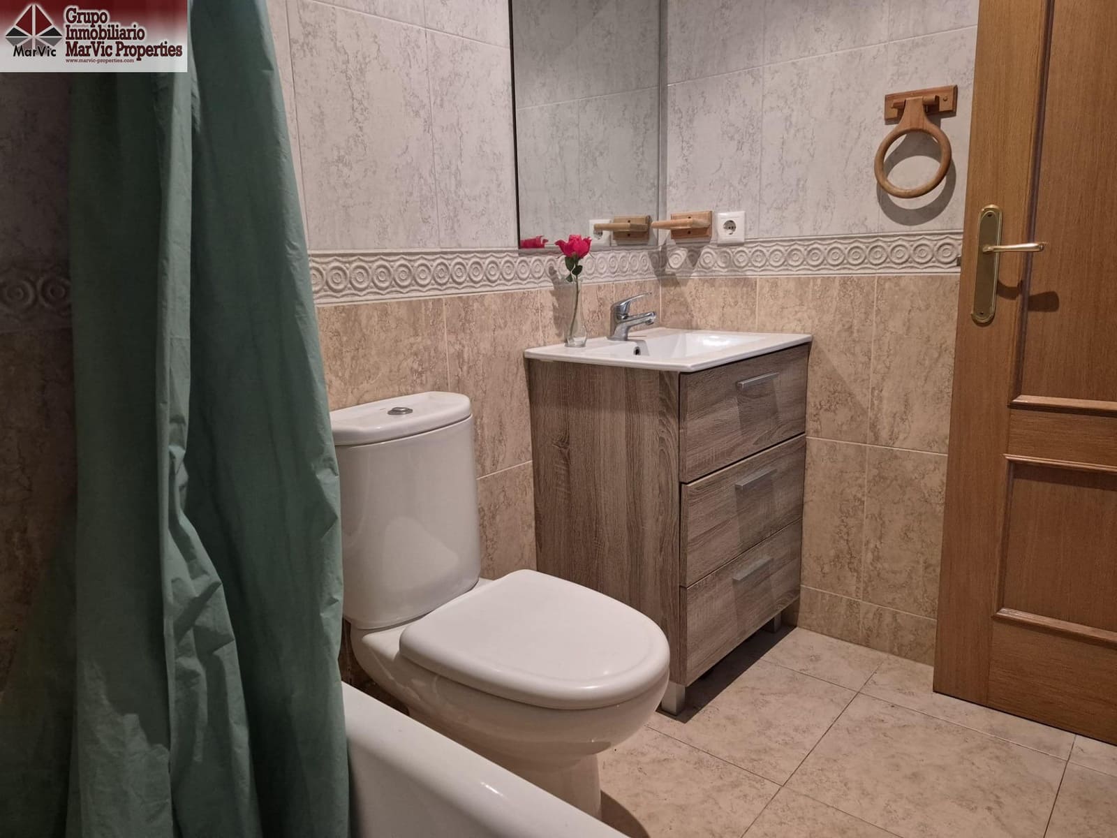 2 bedroom Apartment for sale in La Villajoyosa / Vila Joiosa with pool - € 209,000 (Ref: 9788430)