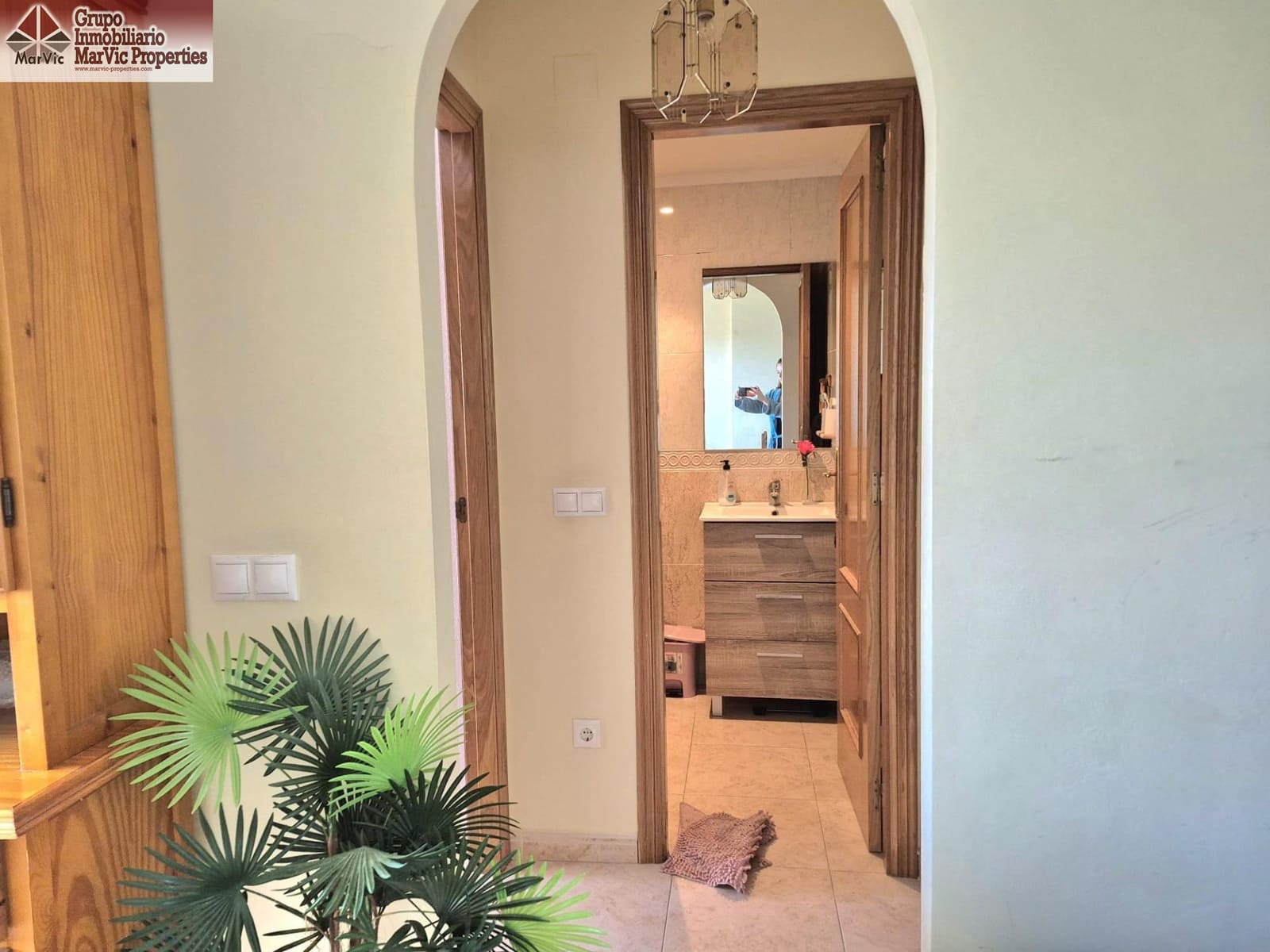 2 bedroom Apartment for sale in La Villajoyosa / Vila Joiosa with pool - € 209,000 (Ref: 9788430)