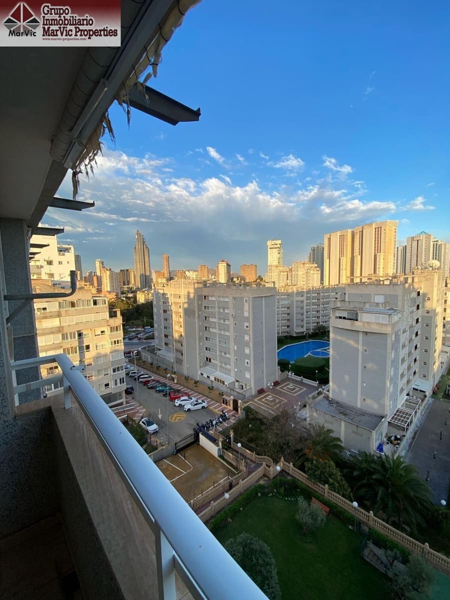 2 bedroom Flat for sale in La Villajoyosa / Vila Joiosa with pool - € 186,000 (Ref: 9788431)