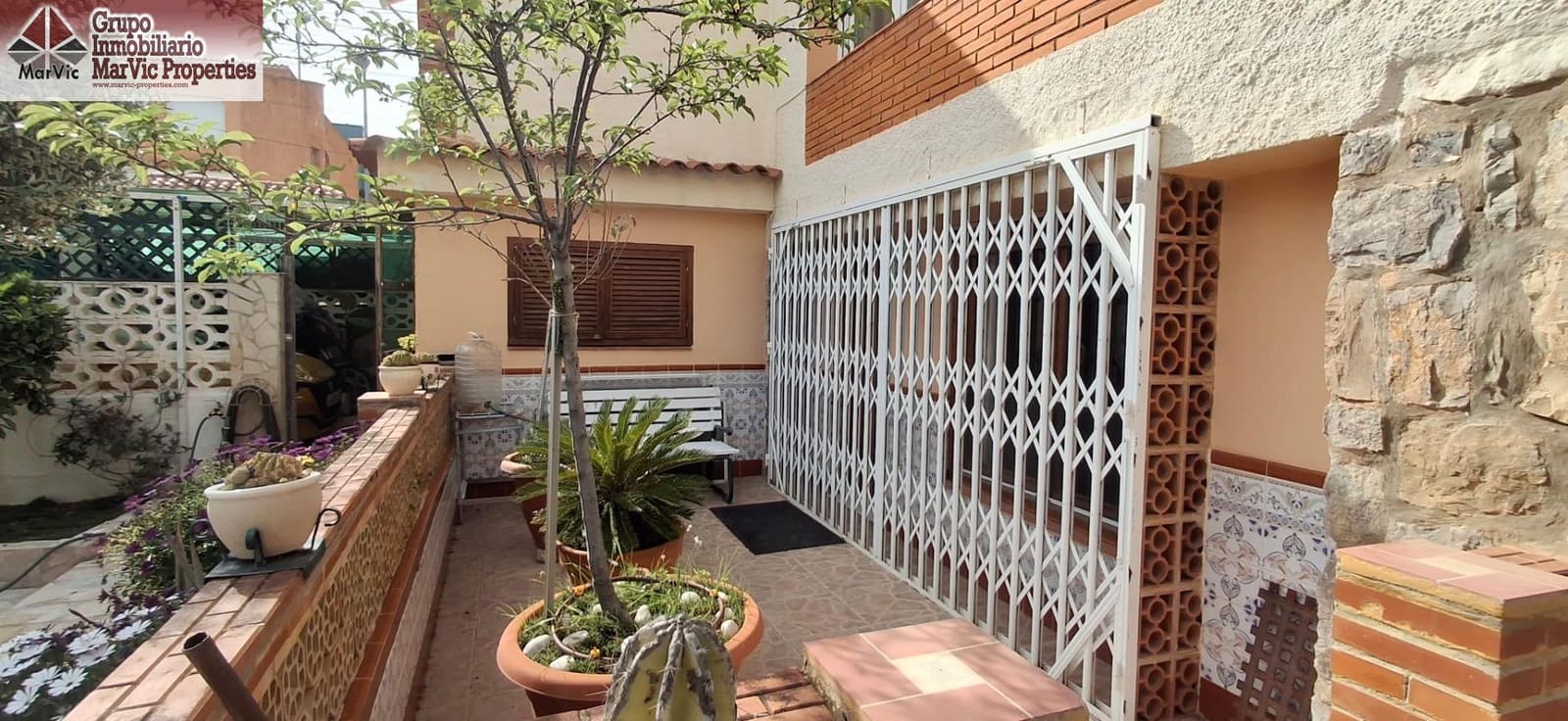 3 soverom Villa til salgs i Barranco Hondo med garasje - € 441 000 (Ref: 9791084)