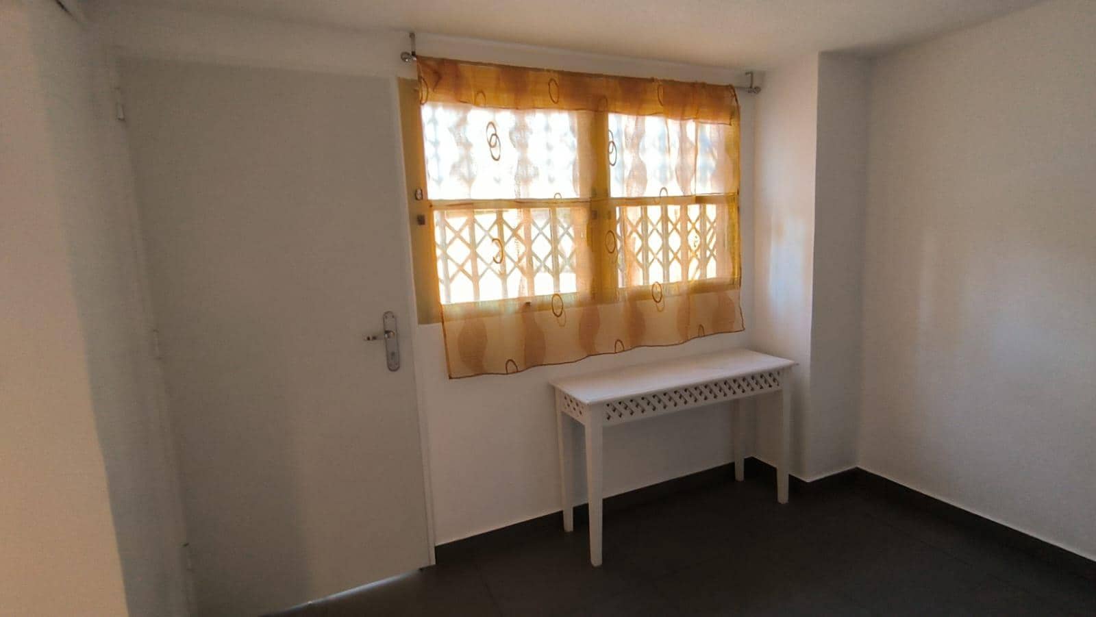 1 makuuhuone Kaupallinen myytävänä paikassa Benidorm mukana uima-altaan - 168 000 € (Ref: 9791085)