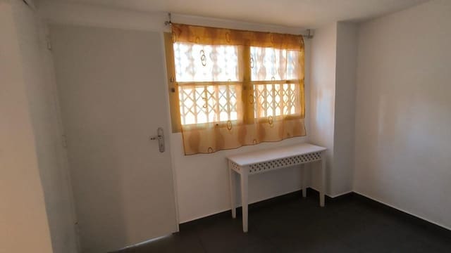 1 makuuhuone Kaupallinen myytävänä paikassa Rincón Alto, Benidorm mukana uima-altaan - 168 000 € (Ref: 9791085)