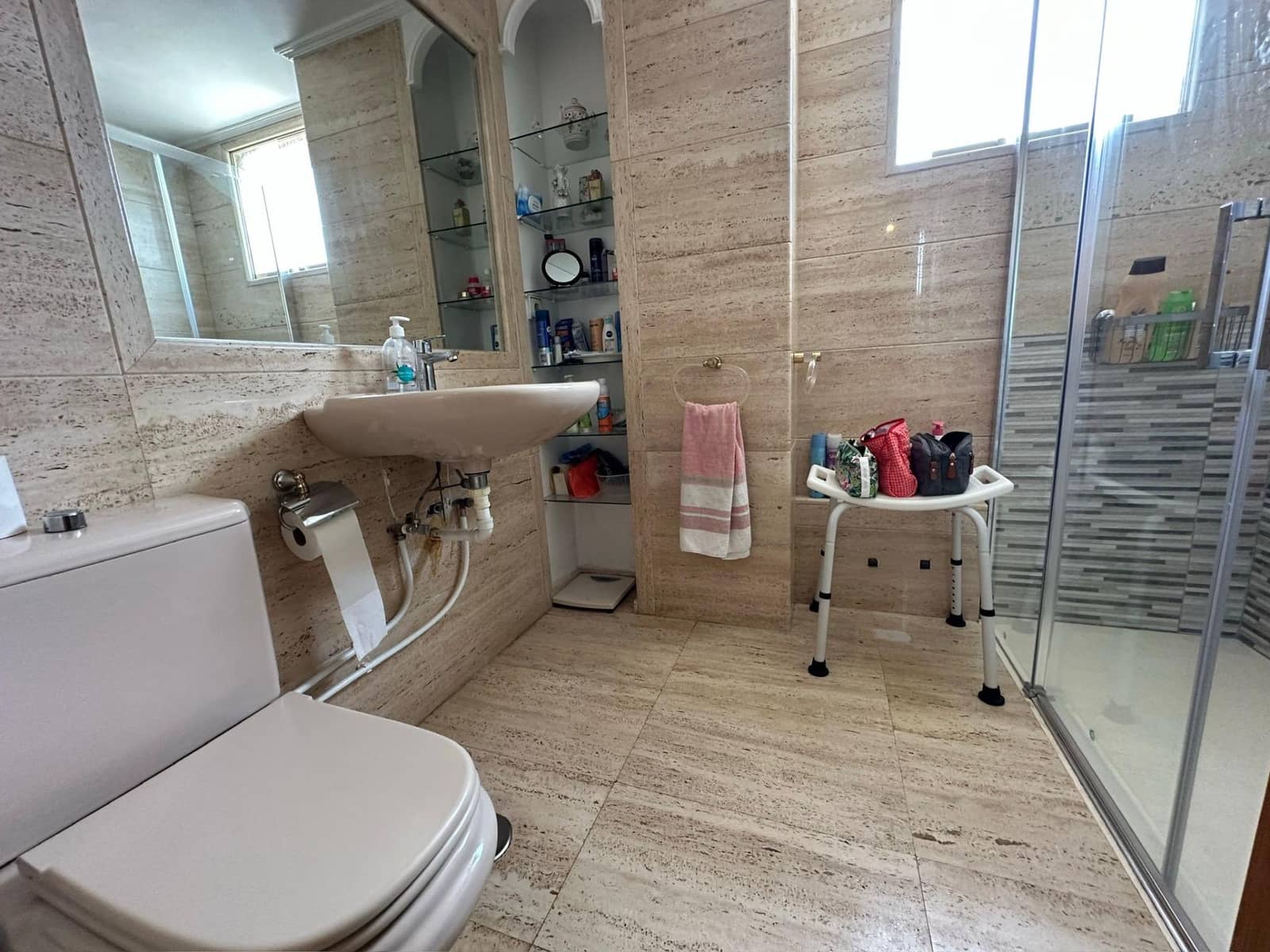 2 soverom Leilighet til salgs i Benidorm med svømmebasseng - € 325 000 (Ref: 9794662)