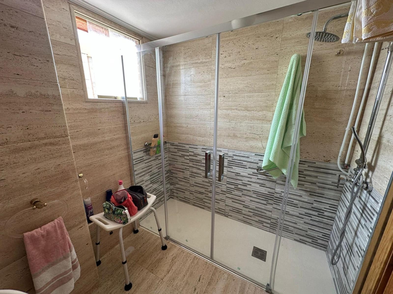 2 soverom Leilighet til salgs i Benidorm med svømmebasseng - € 325 000 (Ref: 9794662)