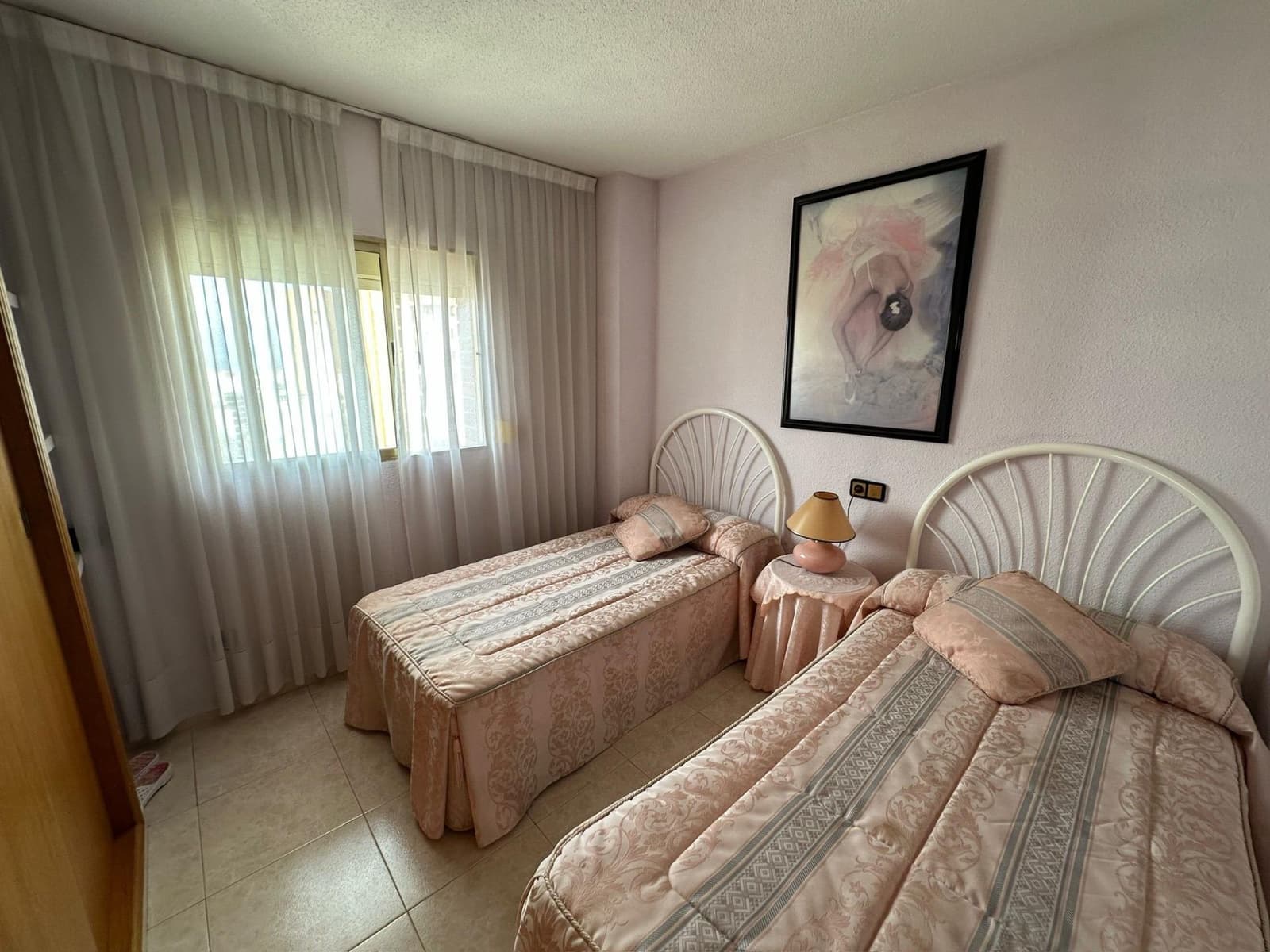 2 soverom Leilighet til salgs i Benidorm med svømmebasseng - € 325 000 (Ref: 9794662)